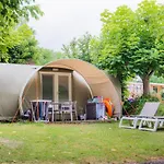 Kamp alanı Rcn Le Moulin De La Pique 5*