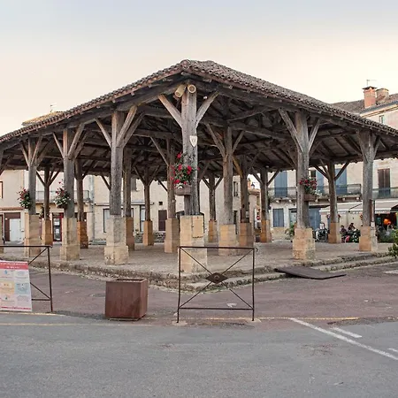 Rcn Le Moulin De La Pique 5* Belves
