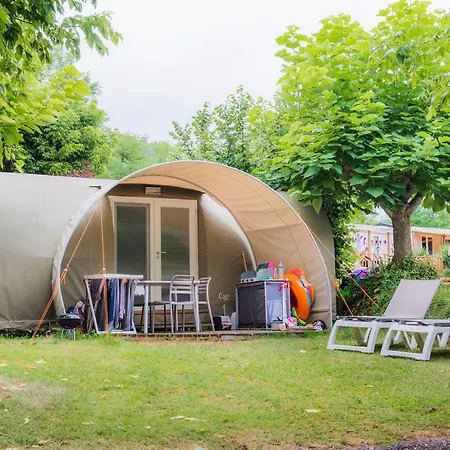 Campsite Rcn Le Moulin De La Pique 5*
